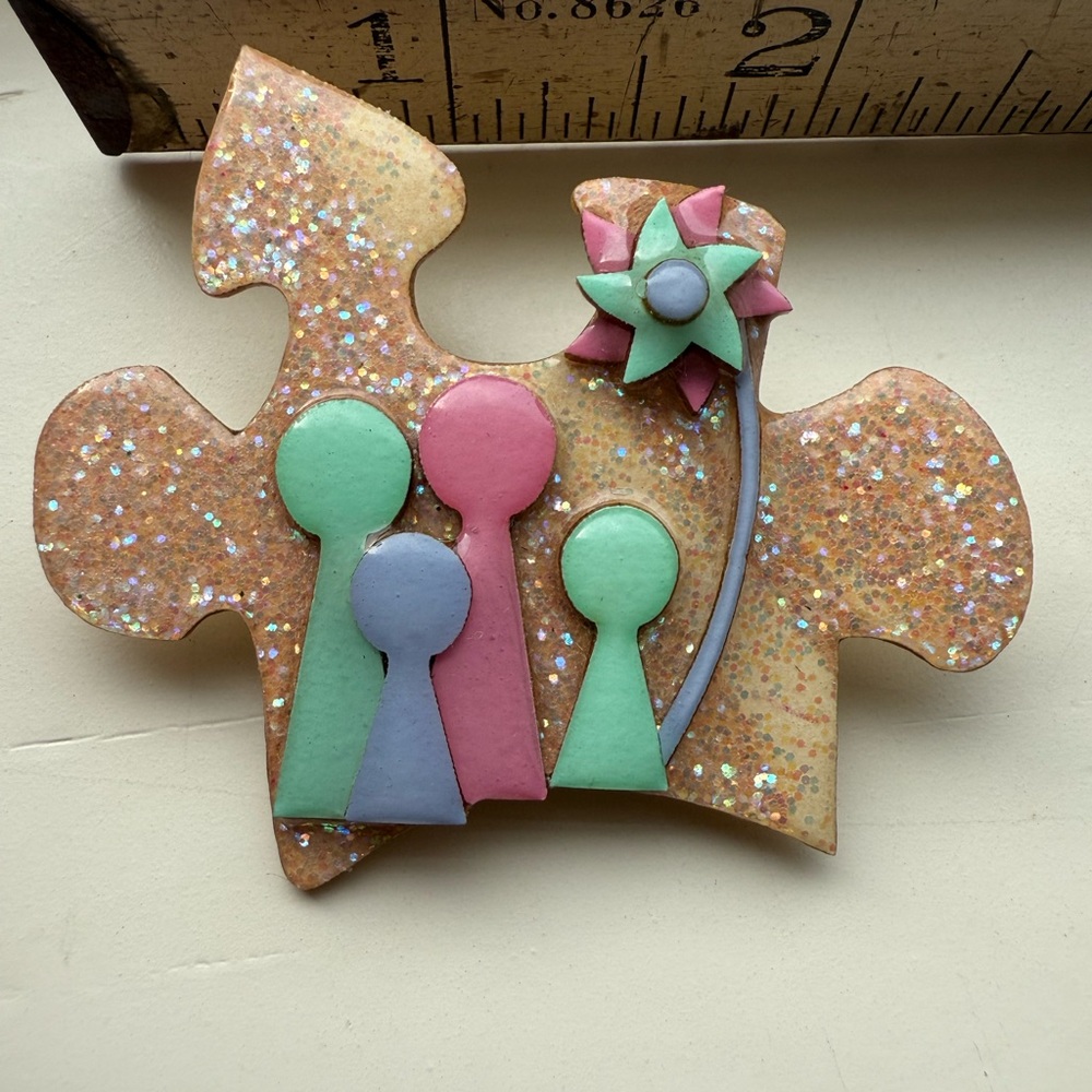 Lucinda Colorful Puzzle Piece Brooch - Picture 3 of 3